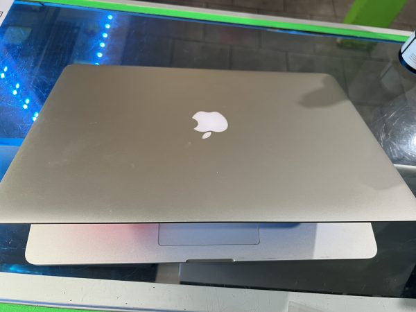 MacBook Pro 2014 - Image 4